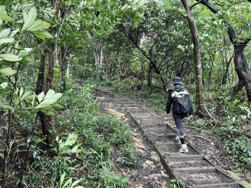 登山鞋又丑又老土？那一定是因为你没穿过salomon萨洛蒙登山鞋